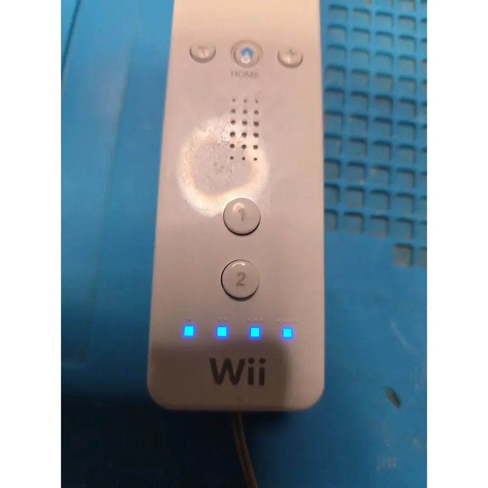 Nintendo Wii Backwards Compatible Console Bundle w/ 2 Controllers & 14 Games